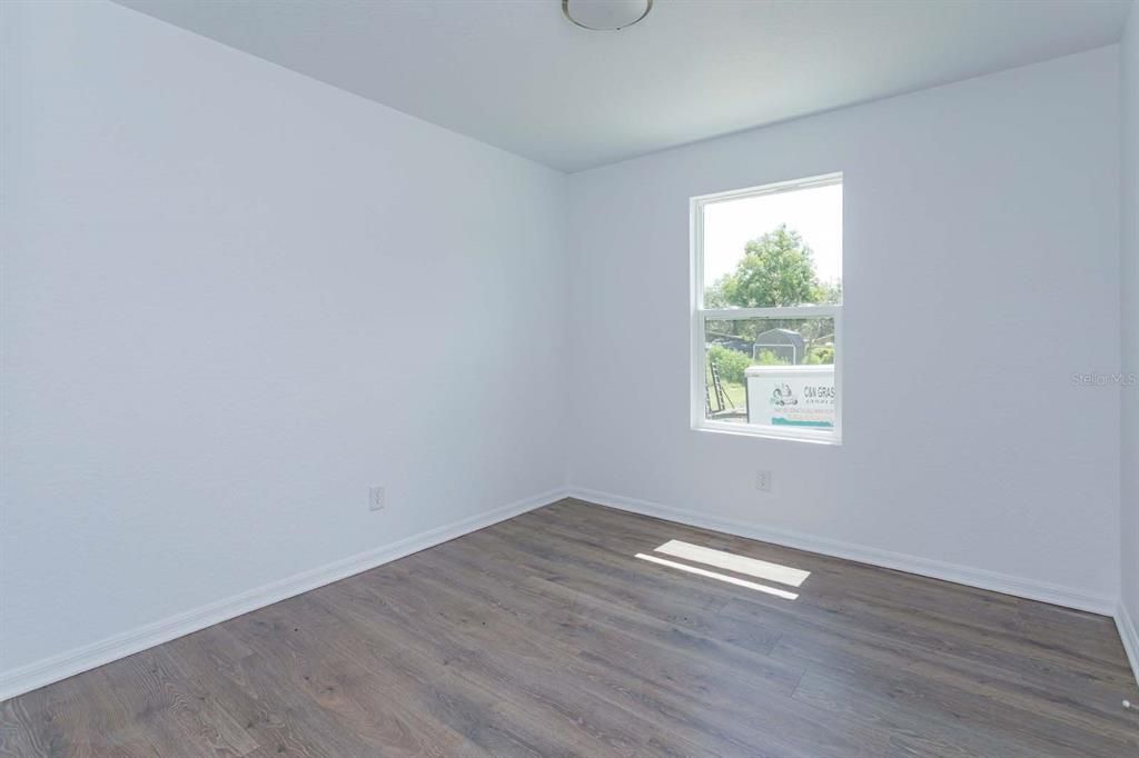 For Sale: $225,000 (3 beds, 2 baths, 1206 Square Feet)