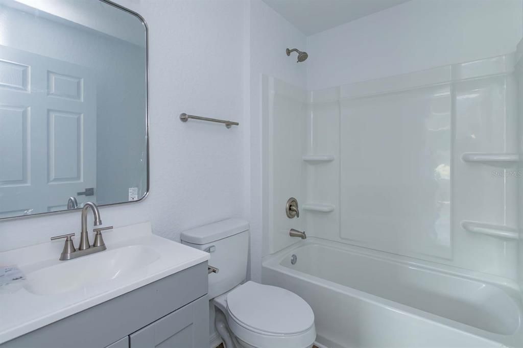 For Sale: $225,000 (3 beds, 2 baths, 1206 Square Feet)