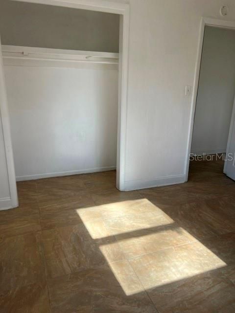 For Rent: $1,900 (3 beds, 1 baths, 960 Square Feet)