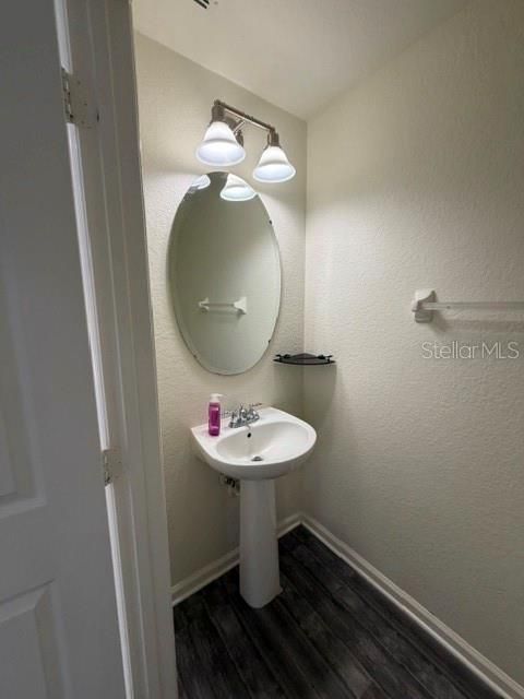 For Rent: $2,500 (3 beds, 2 baths, 1798 Square Feet)