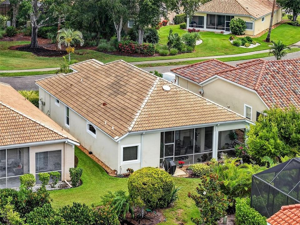 На продажу: $335,000 (2 спален, 2 ванн, 1702 Квадратных фут)