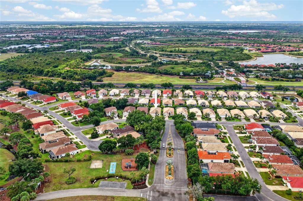 На продажу: $335,000 (2 спален, 2 ванн, 1702 Квадратных фут)