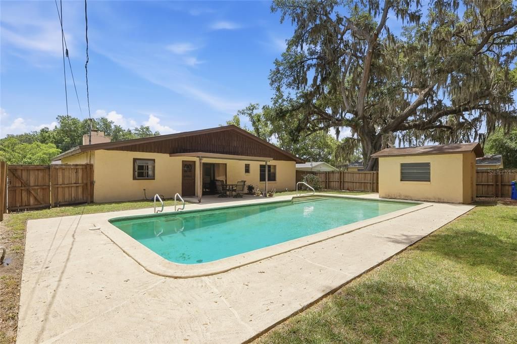 На продажу: $325,900 (3 спален, 2 ванн, 1770 Квадратных фут)