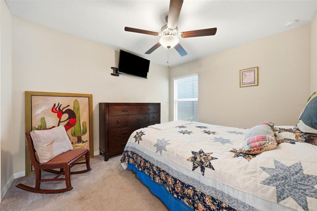 For Sale: $312,000 (3 beds, 2 baths, 1540 Square Feet)