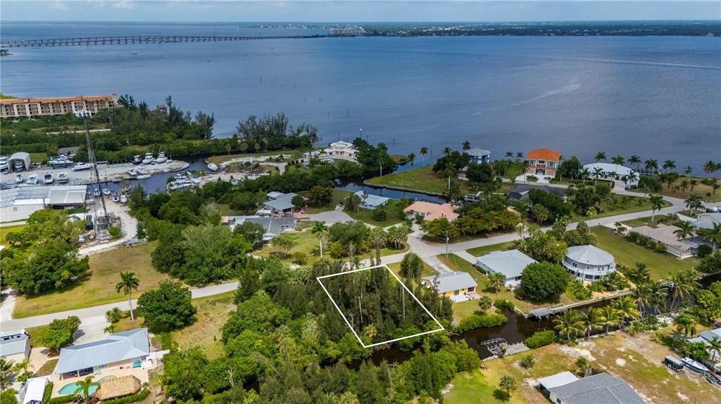待售: $155,000 (0.25 acres)