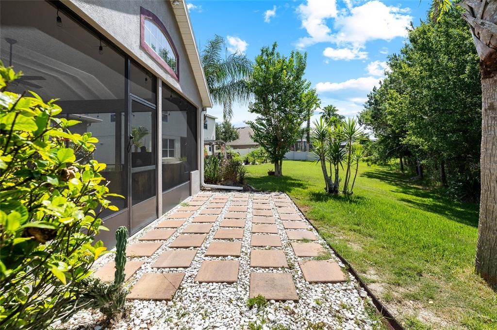 For Sale: $525,000 (4 beds, 2 baths, 2420 Square Feet)