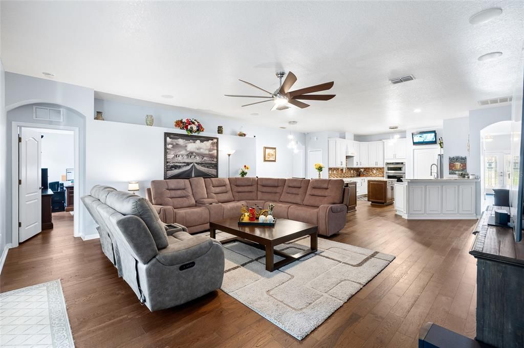For Sale: $525,000 (4 beds, 2 baths, 2420 Square Feet)