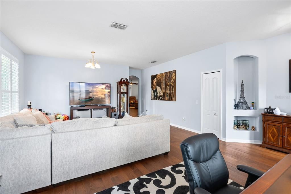 For Sale: $525,000 (4 beds, 2 baths, 2420 Square Feet)