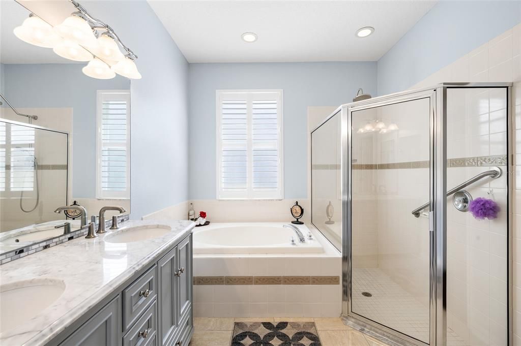 For Sale: $525,000 (4 beds, 2 baths, 2420 Square Feet)