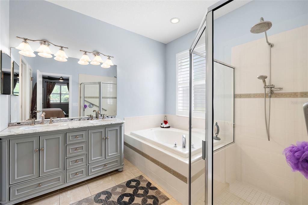 For Sale: $525,000 (4 beds, 2 baths, 2420 Square Feet)