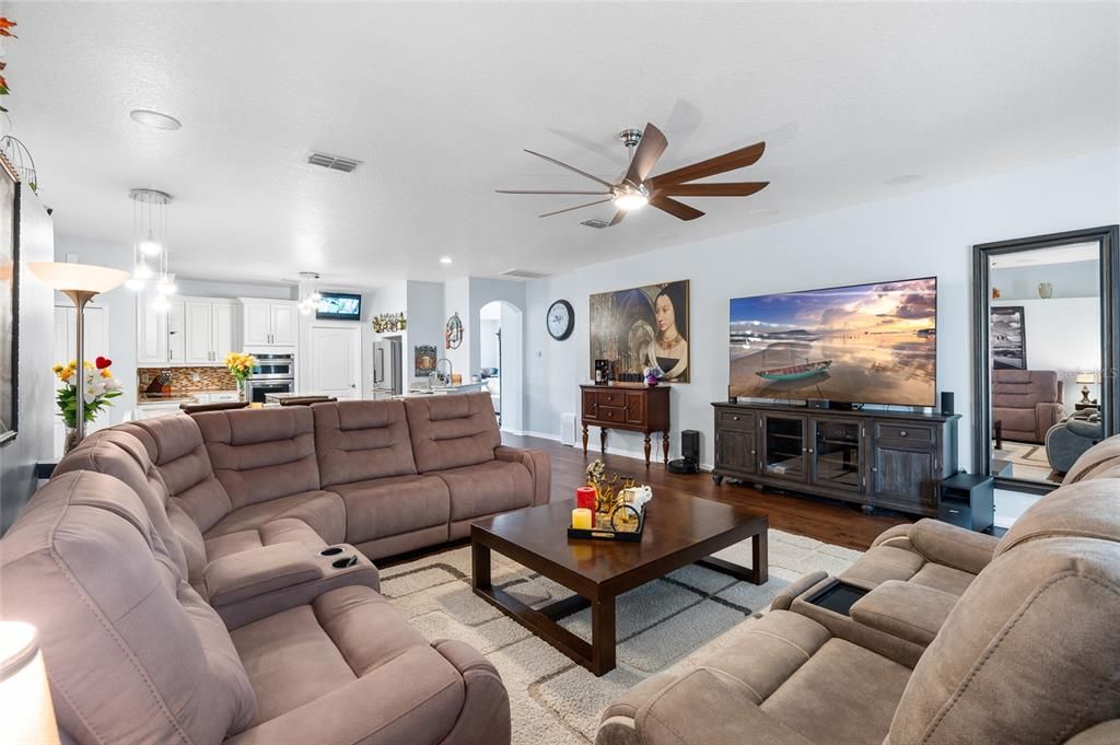 For Sale: $525,000 (4 beds, 2 baths, 2420 Square Feet)