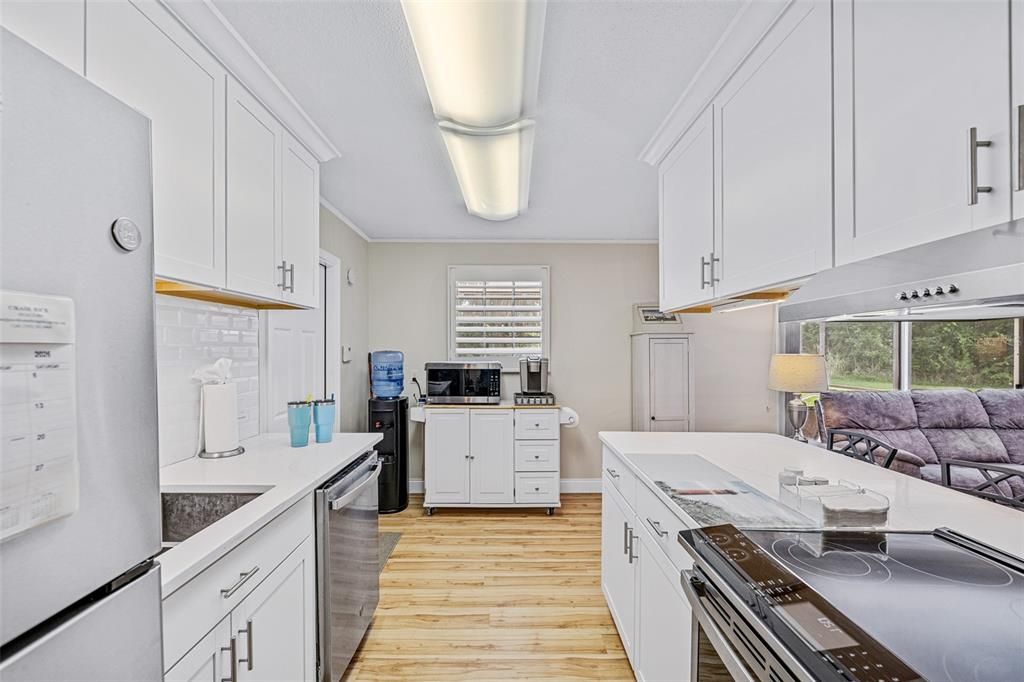 For Sale: $480,000 (3 beds, 2 baths, 1400 Square Feet)