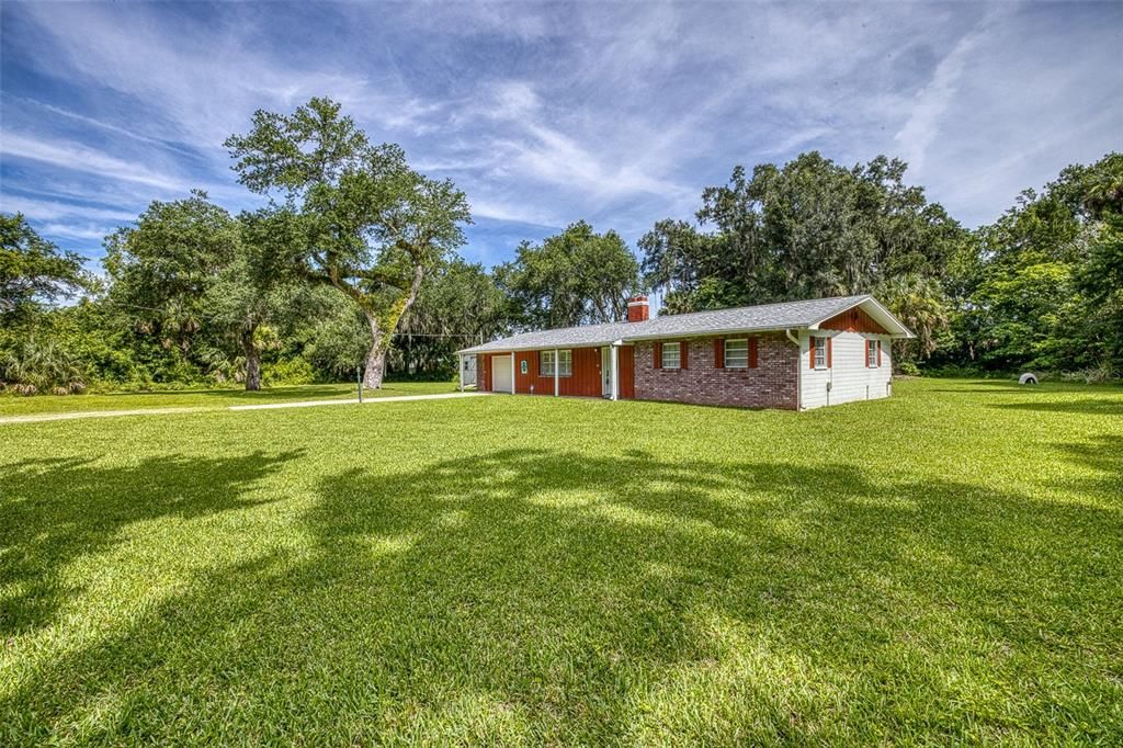 For Sale: $480,000 (3 beds, 2 baths, 1400 Square Feet)