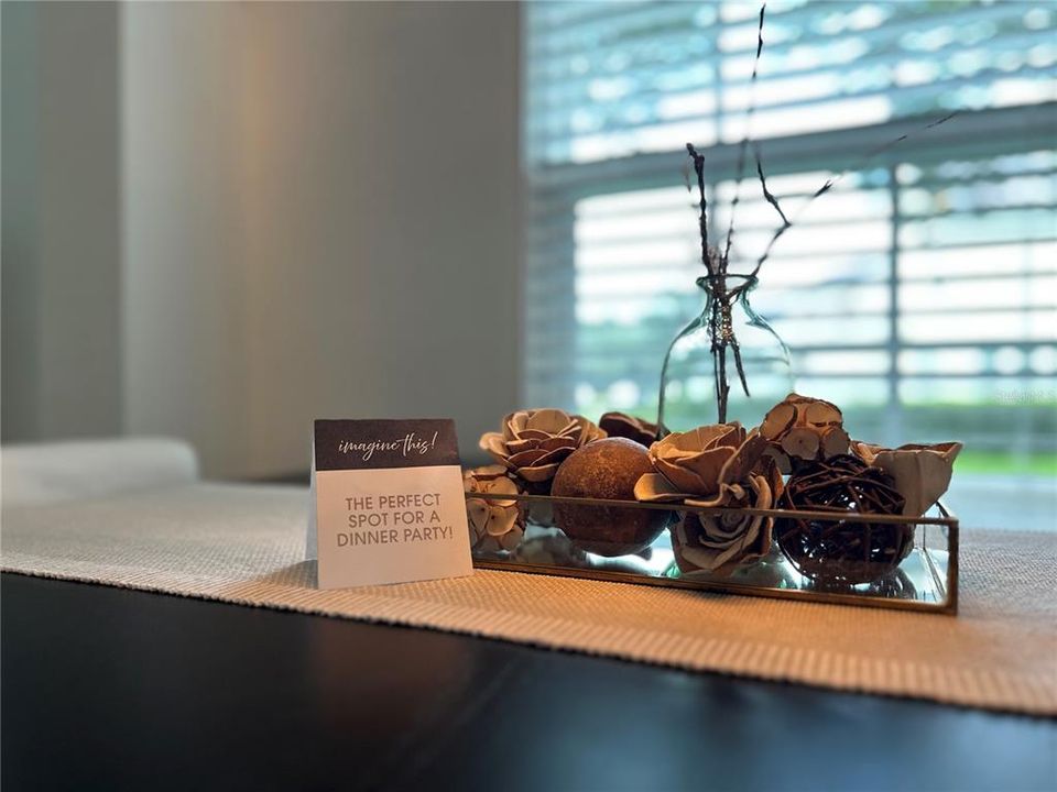 For Sale: $334,900 (2 beds, 2 baths, 1122 Square Feet)