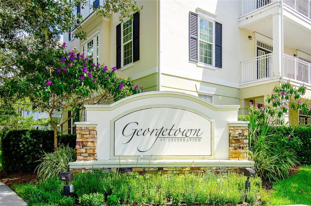 For Sale: $334,900 (2 beds, 2 baths, 1122 Square Feet)