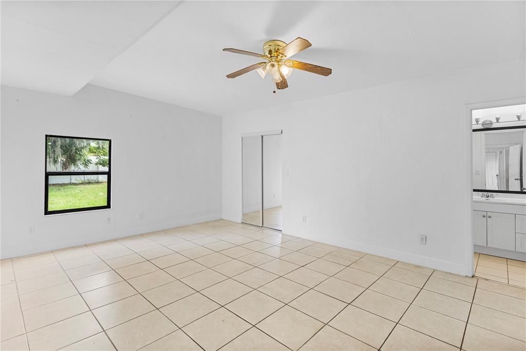 For Sale: $329,900 (3 beds, 2 baths, 1444 Square Feet)