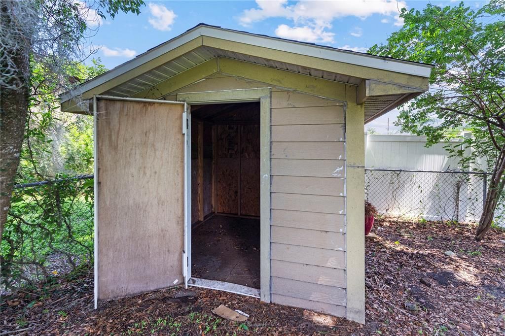 For Sale: $329,900 (3 beds, 2 baths, 1444 Square Feet)