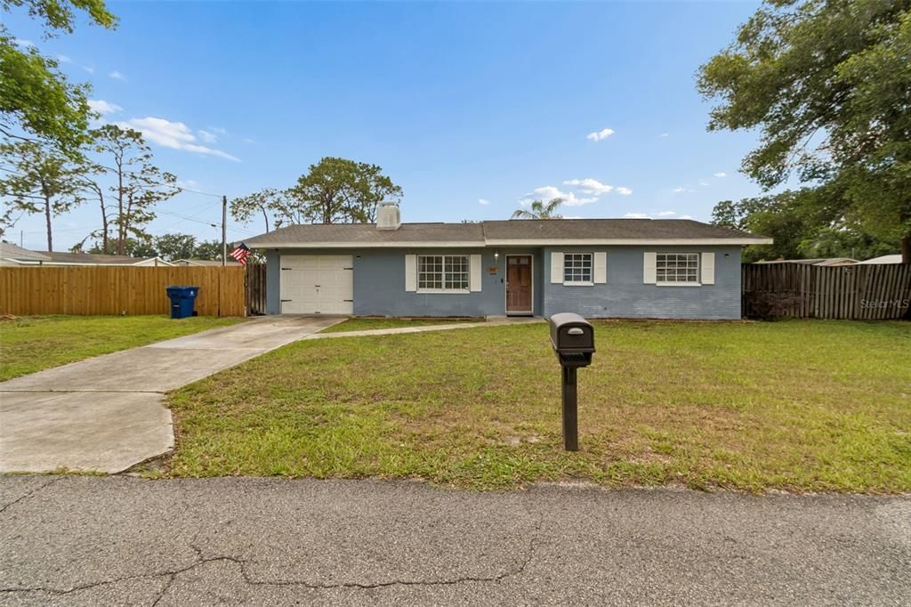 For Sale: $310,000 (3 beds, 2 baths, 1388 Square Feet)