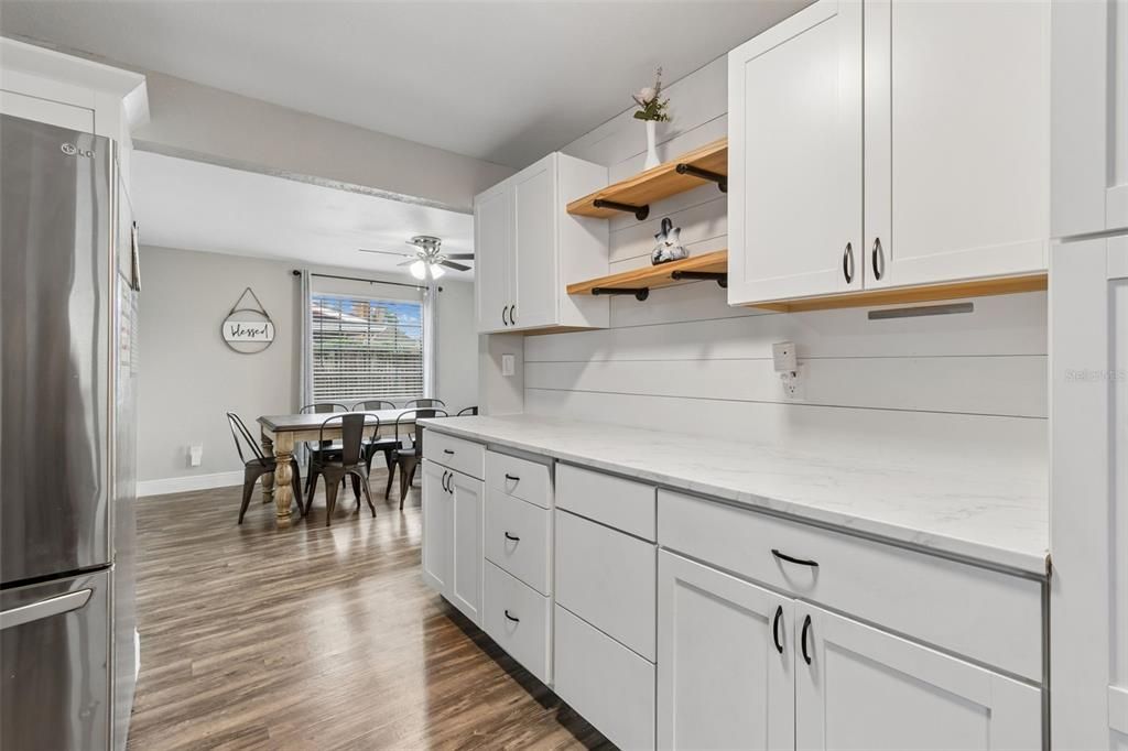 For Sale: $310,000 (3 beds, 2 baths, 1388 Square Feet)
