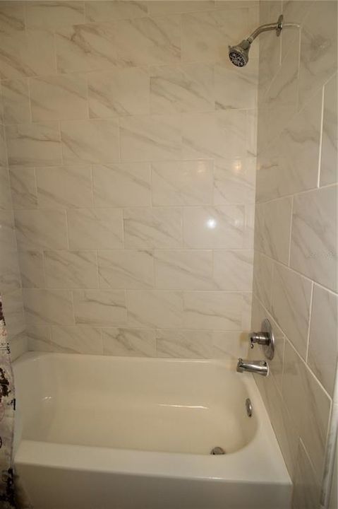 В аренду: $2,100 (3 спален, 1 ванн, 1372 Квадратных фут)
