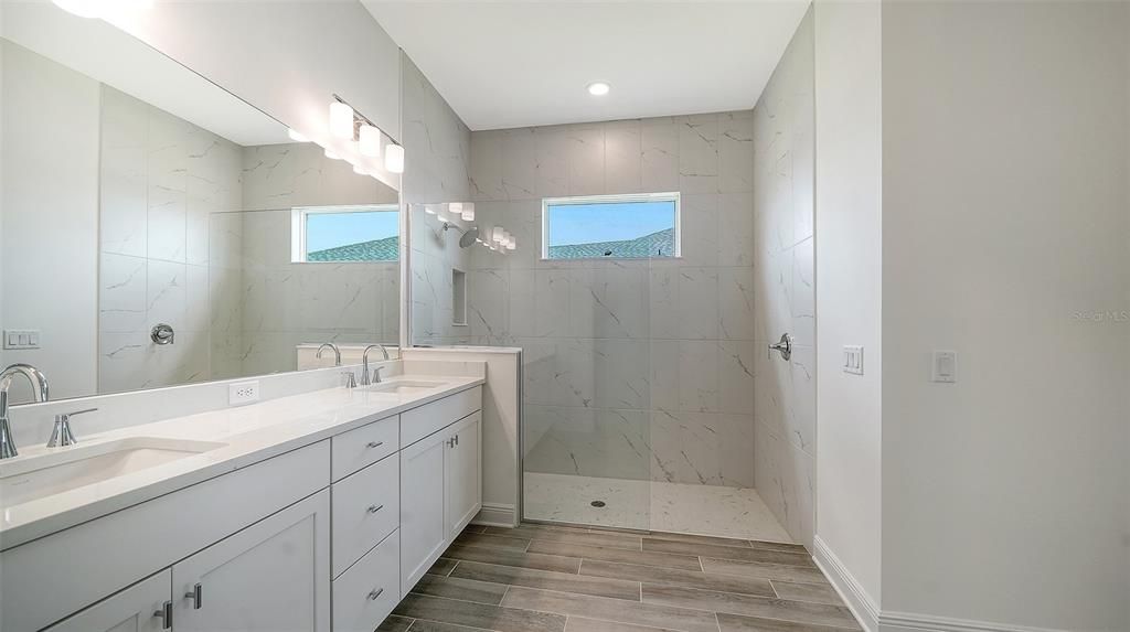For Sale: $646,990 (3 beds, 3 baths, 2456 Square Feet)