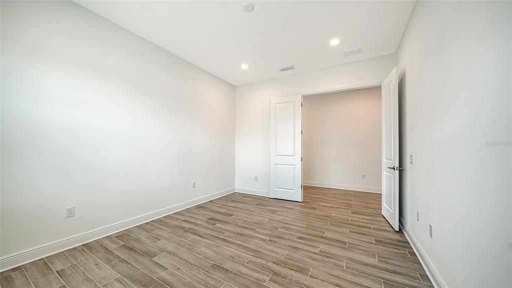 For Sale: $646,990 (3 beds, 3 baths, 2456 Square Feet)