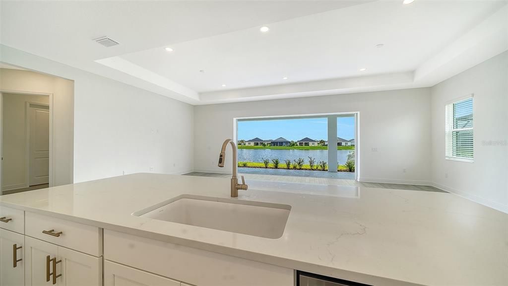 For Sale: $646,990 (3 beds, 3 baths, 2456 Square Feet)