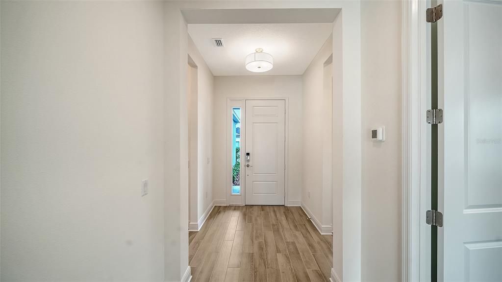For Sale: $646,990 (3 beds, 3 baths, 2456 Square Feet)