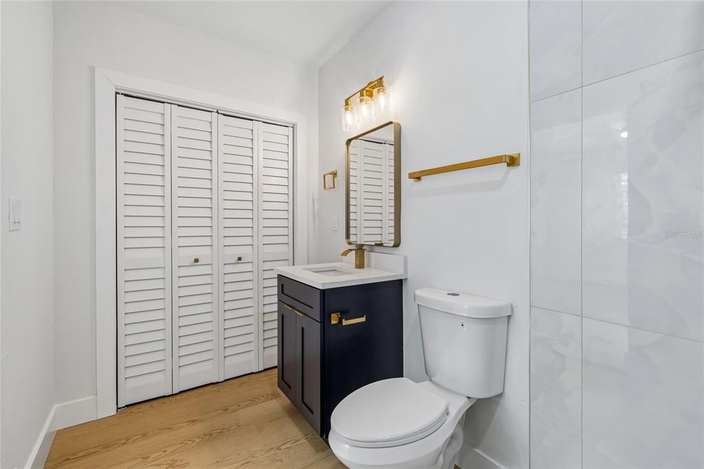 En Venta: $499,000 (5 camas, 3 baños, 1716 Pies cuadrados)