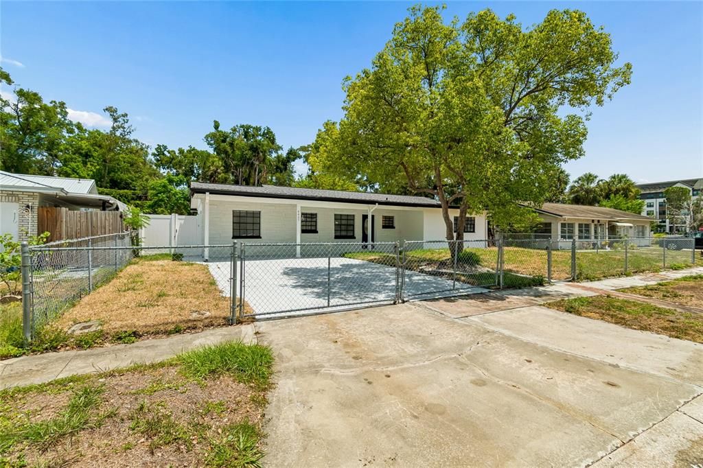 En Venta: $499,000 (5 camas, 3 baños, 1716 Pies cuadrados)