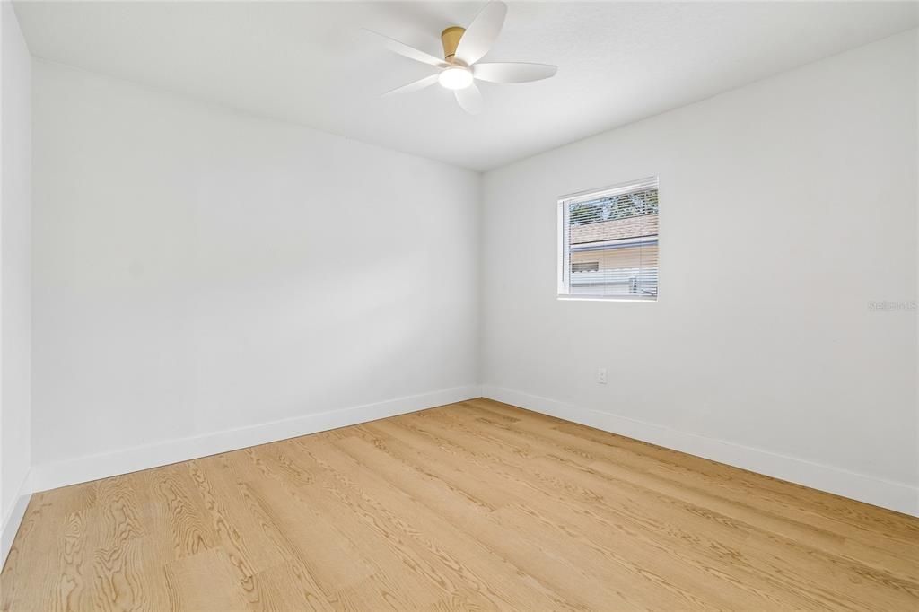 En Venta: $499,000 (5 camas, 3 baños, 1716 Pies cuadrados)