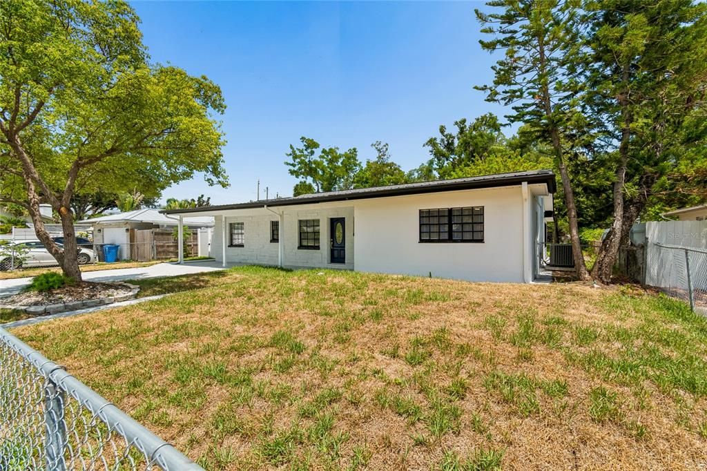 En Venta: $499,000 (5 camas, 3 baños, 1716 Pies cuadrados)