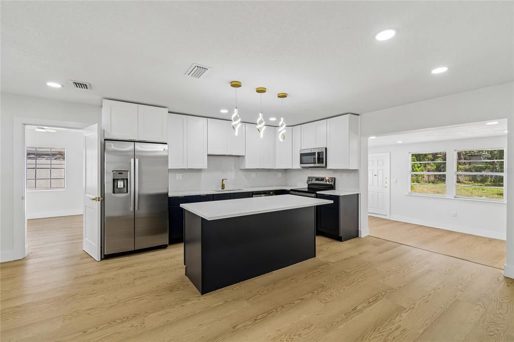 En Venta: $499,000 (5 camas, 3 baños, 1716 Pies cuadrados)