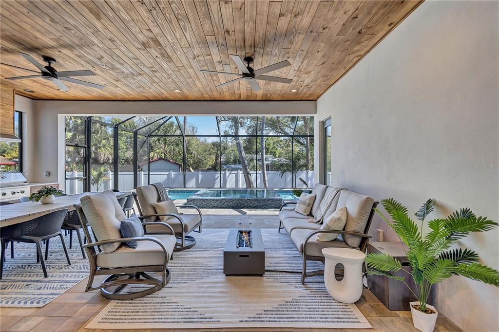 For Rent: $12,500 (5 beds, 3 baths, 3022 Square Feet)
