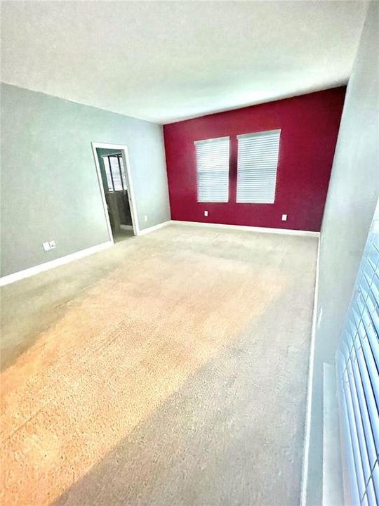 En Renta: $3,000 (5 camas, 3 baños, 2560 Pies cuadrados)