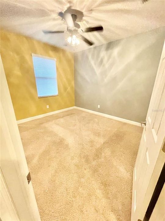 En Renta: $3,000 (5 camas, 3 baños, 2560 Pies cuadrados)