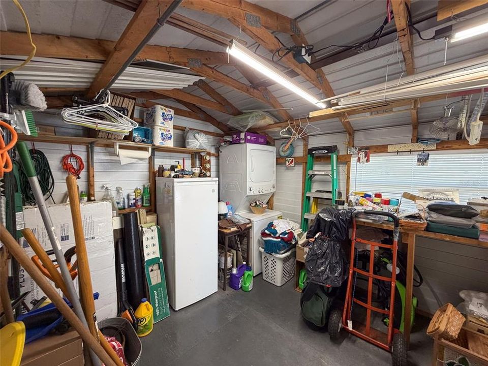 На продажу: $129,900 (1 спален, 1 ванн, 396 Квадратных фут)