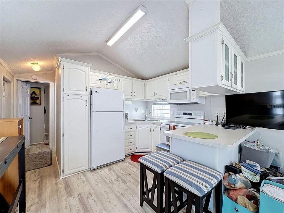 На продажу: $129,900 (1 спален, 1 ванн, 396 Квадратных фут)