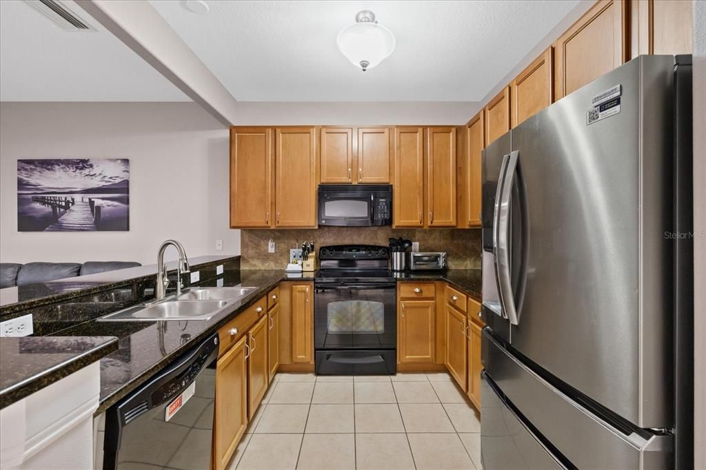 На продажу: $325,000 (3 спален, 2 ванн, 1420 Квадратных фут)