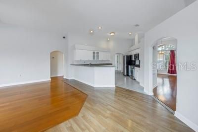 For Rent: $4,600 (4 beds, 3 baths, 2628 Square Feet)