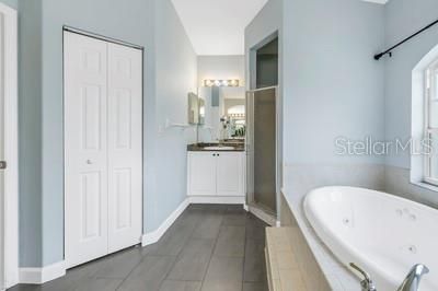 For Rent: $4,600 (4 beds, 3 baths, 2628 Square Feet)