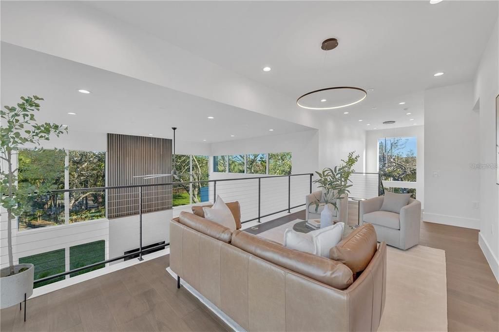 For Sale: $3,690,000 (4 beds, 4 baths, 3996 Square Feet)