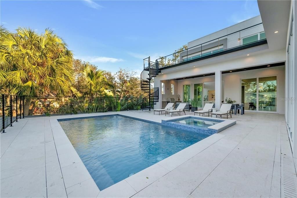 For Sale: $3,690,000 (4 beds, 4 baths, 3996 Square Feet)