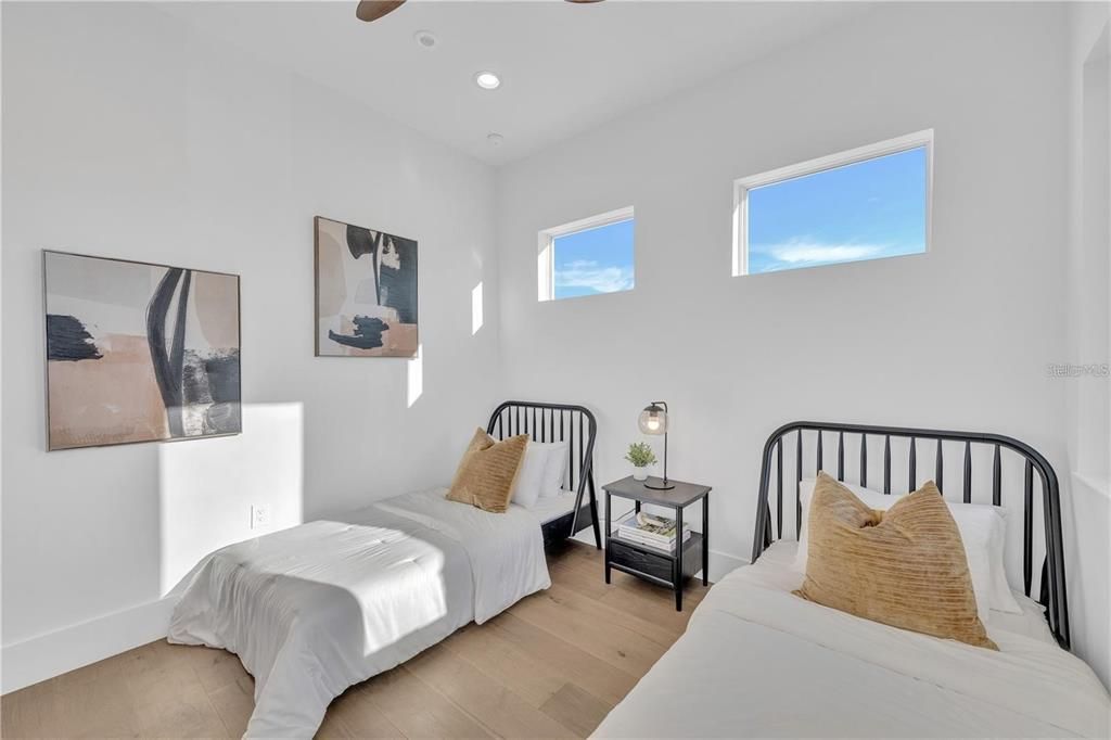 For Sale: $3,690,000 (4 beds, 4 baths, 3996 Square Feet)