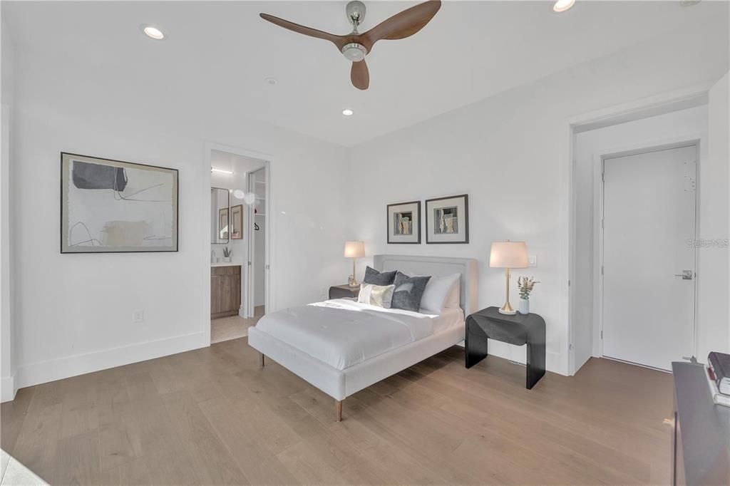 For Sale: $3,690,000 (4 beds, 4 baths, 3996 Square Feet)