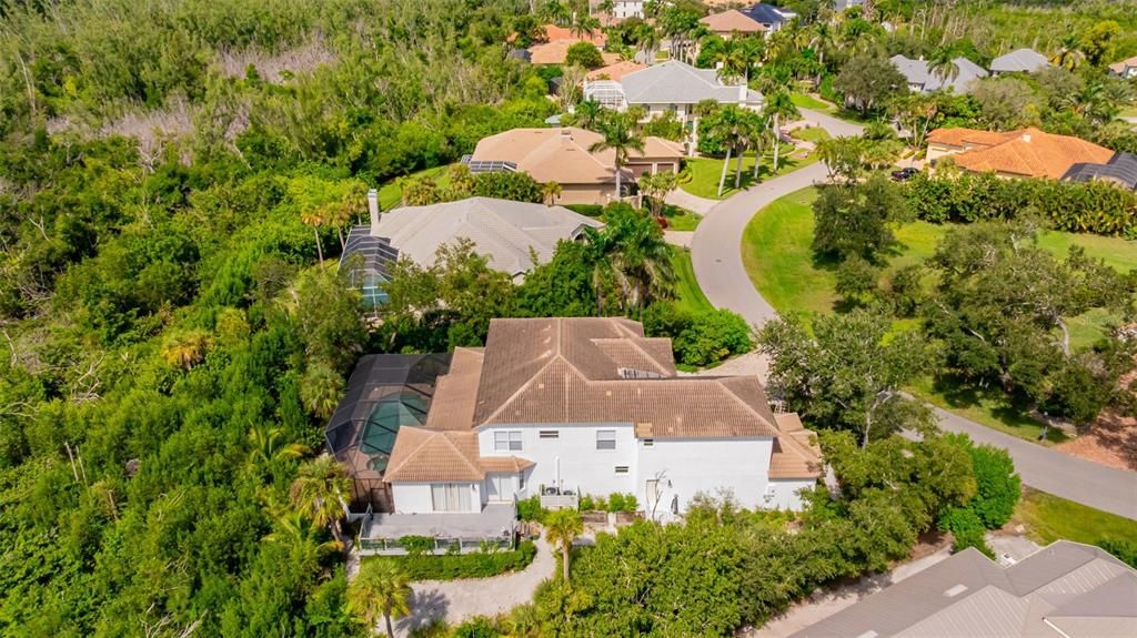 For Sale: $1,285,000 (5 beds, 3 baths, 4697 Square Feet)