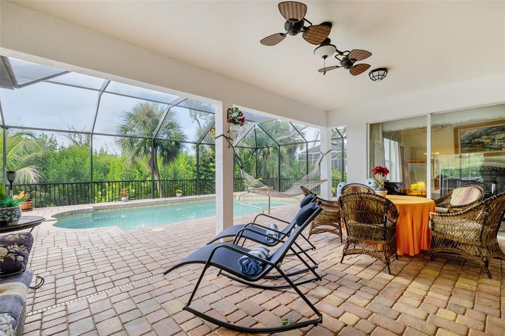 For Sale: $1,285,000 (5 beds, 3 baths, 4697 Square Feet)