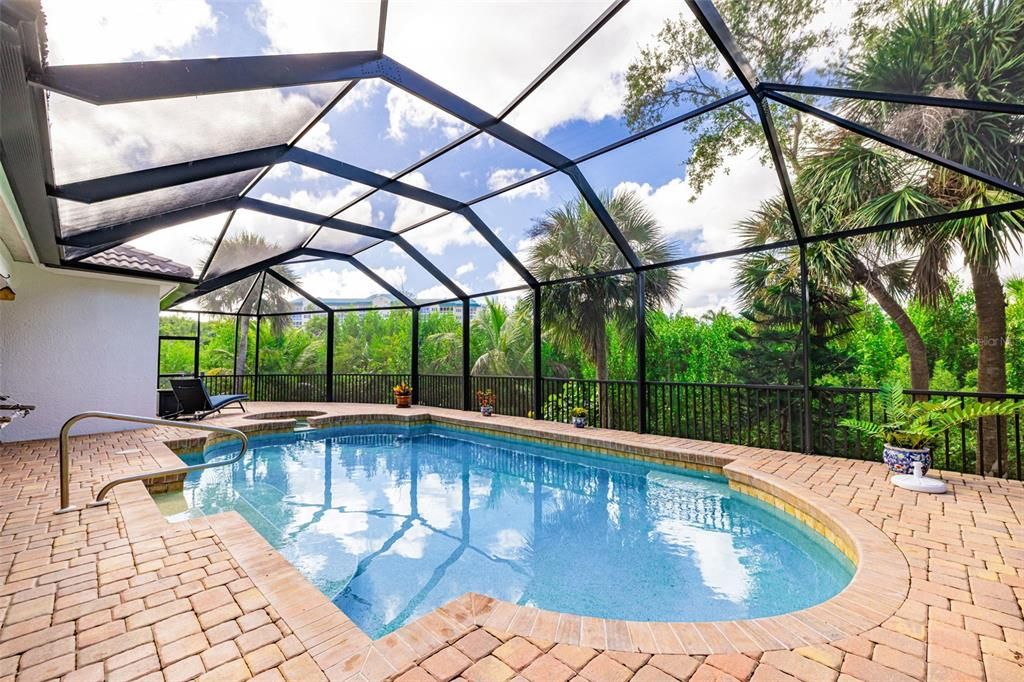 For Sale: $1,285,000 (5 beds, 3 baths, 4697 Square Feet)