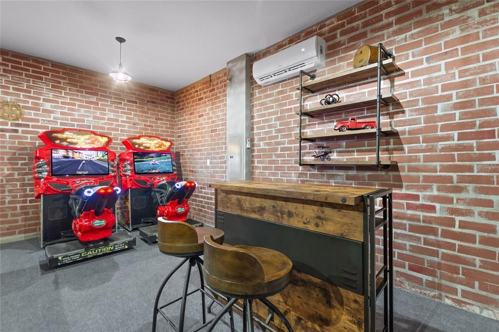 En Venta: $789,000 (8 camas, 5 baños, 3909 Pies cuadrados)