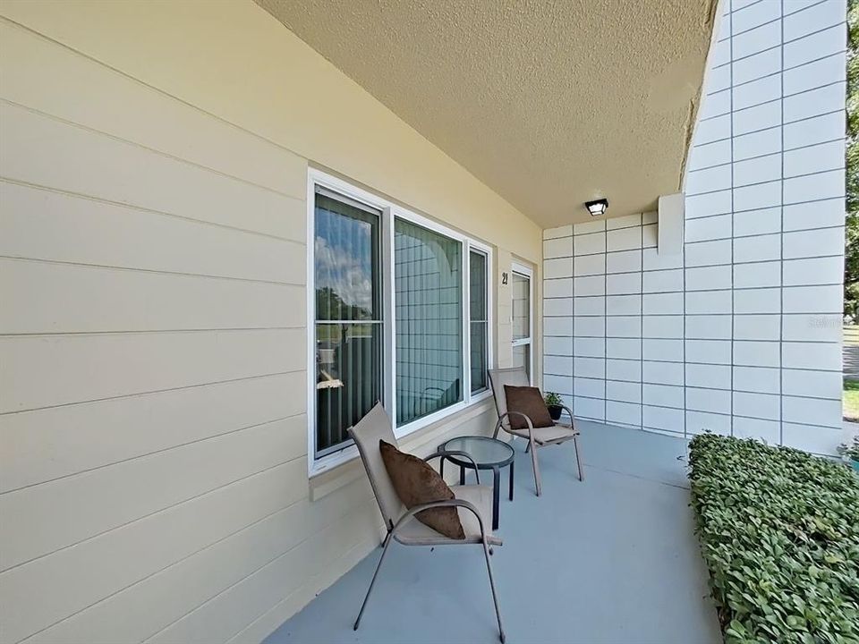 En Venta: $289,000 (2 camas, 2 baños, 1400 Pies cuadrados)